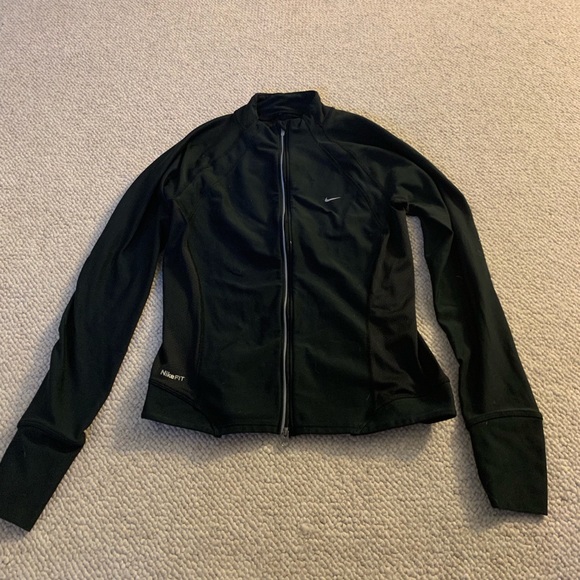 Nike Black Form Fitting Jacket - Picture 1 of 6